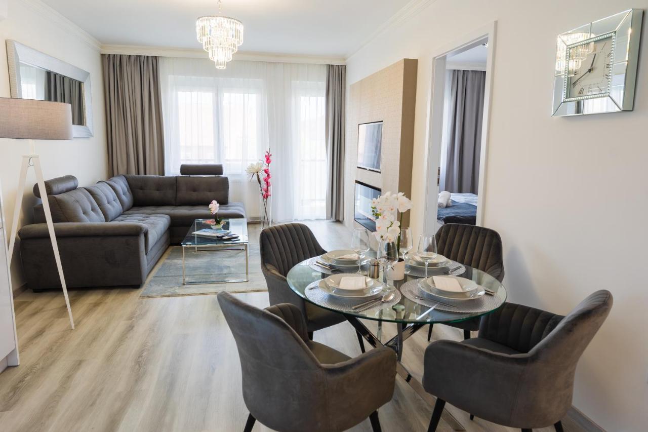 Central Residence Sopron Eksteriør billede