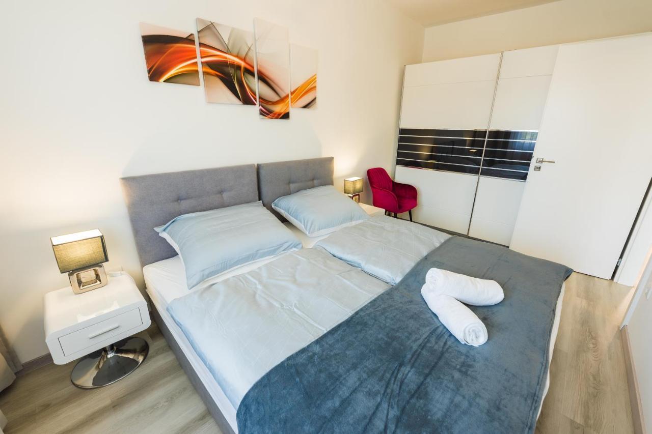 Central Residence Sopron Eksteriør billede