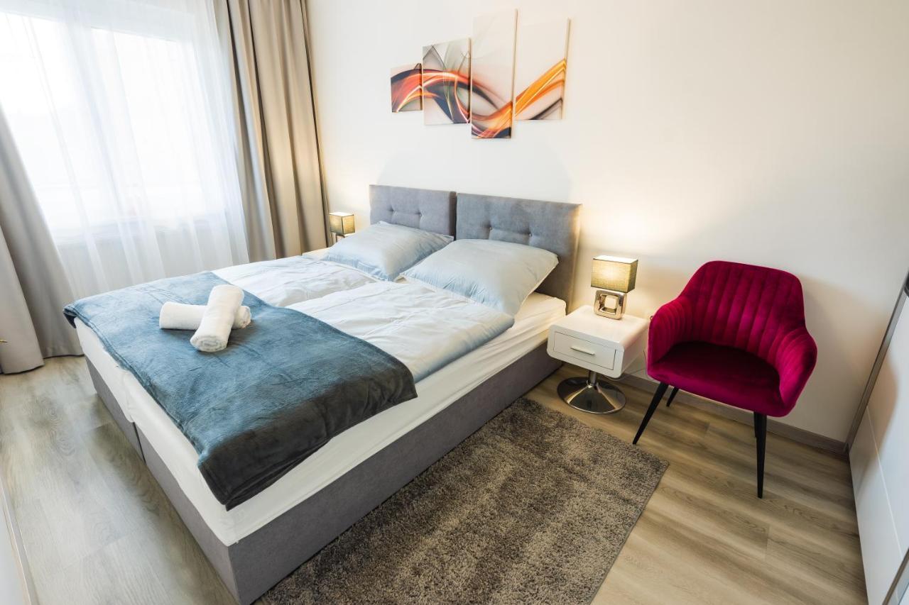 Central Residence Sopron Eksteriør billede